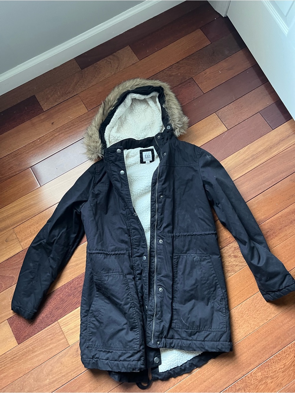 GAP Black Hooded Puffer Coat with Faux Fur Trim